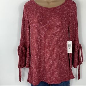 NWT Allie & Rob Red & White Bell Sleeve Sweater M